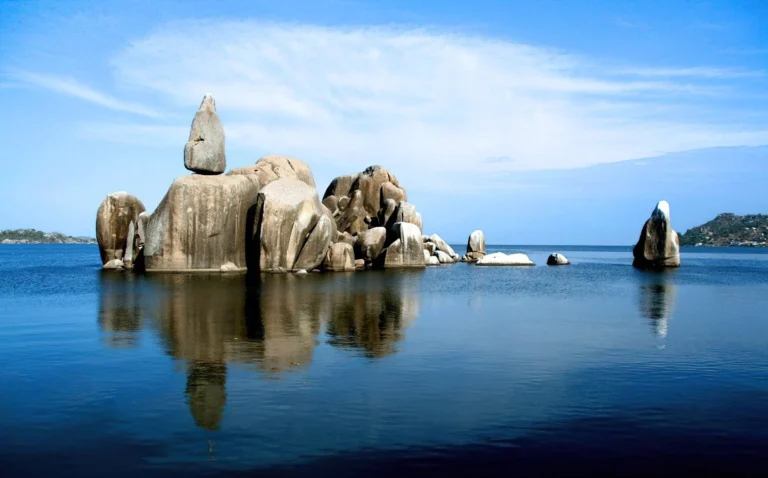 Lake Victori 1